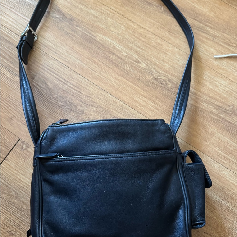 Black Leather Crossbody Bag tignanello Leather